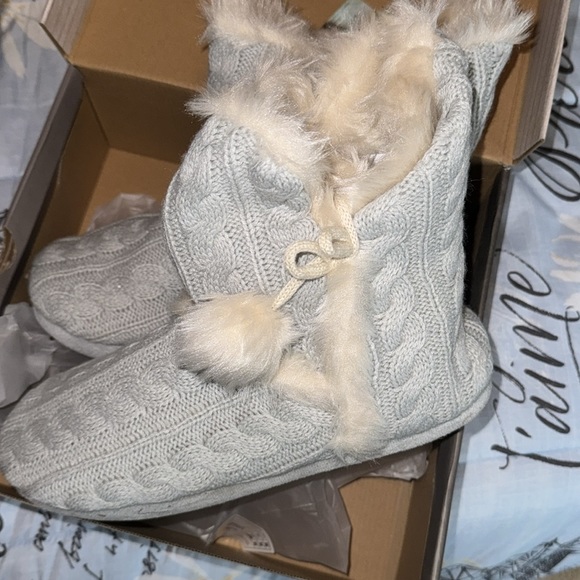 Bearpaw house booties - Picture 3 of 3